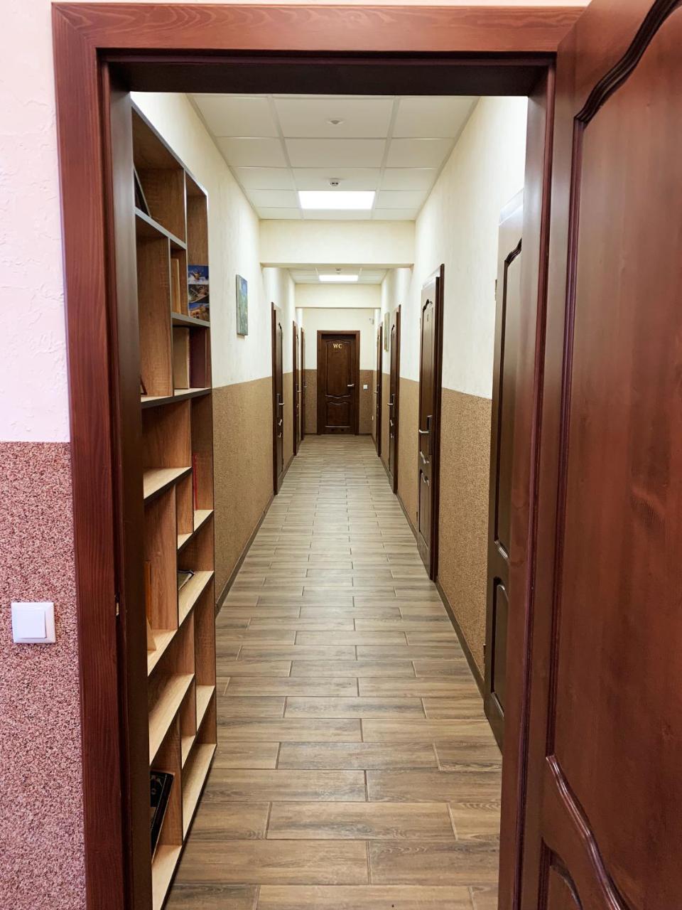 Hostel Gulliver Užhorod Esterno foto